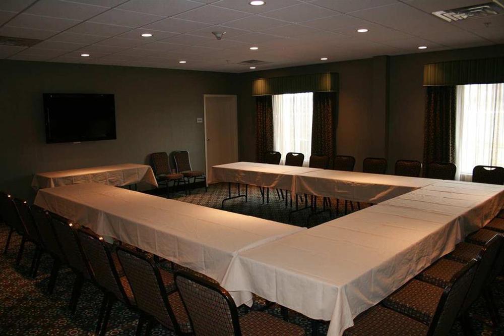 Hampton Inn & Suites Grafton Facilities photo